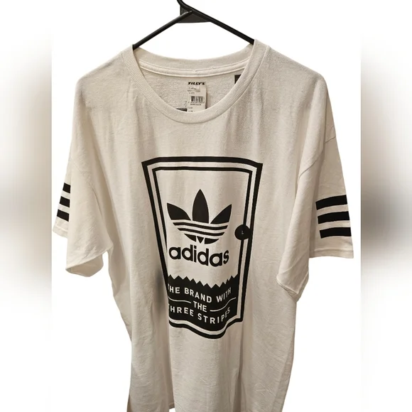 Adidas T- shirt - Picture 1 of 5